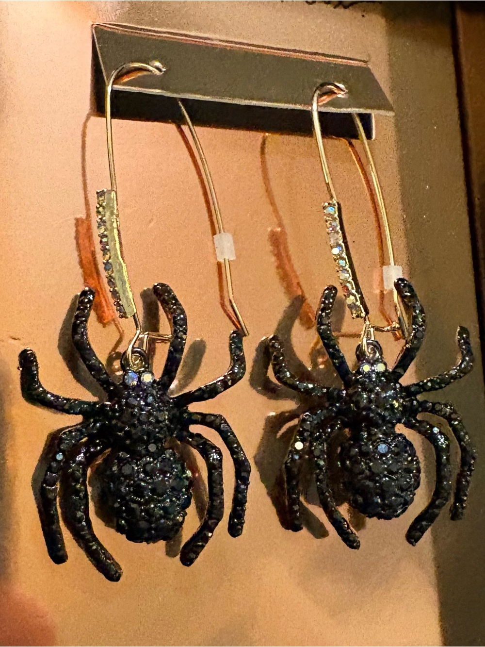 Betsy Johnson spider earrings Halloween 2026 - Picture 4 of 5